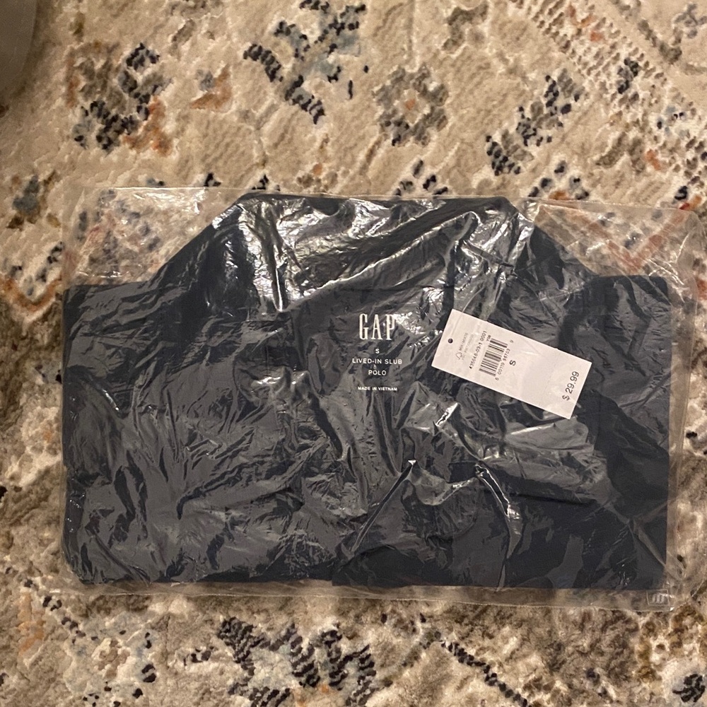 GAP Men's Polo Shirt - Black